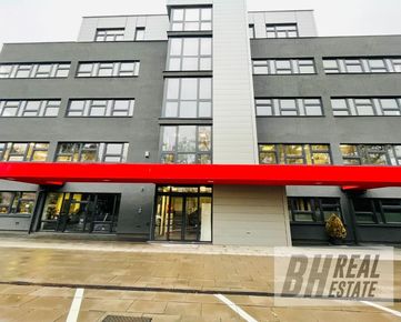 Ponúkame na prenájom kancelárie s parkovaním a skladovým zázemím v novej budove na Elektrárenskej ulici v Bratislave