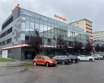 Na prenájom lukratívne kancelárske priestory Žilina(Bulvár) o výmere 860m2, 10 parkovacích miest