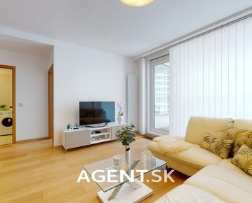 AGENT.SK | Predaj 2-izbový byt s lodžiou + 2 garážové státia