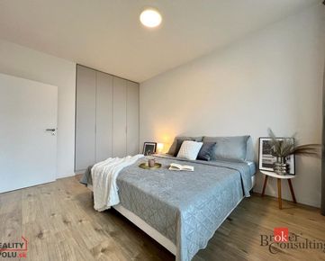 Na predaj 2-izb byt v novostavbe Anna park v Miloslavove s predzáhradkou a parkovacím státiam.