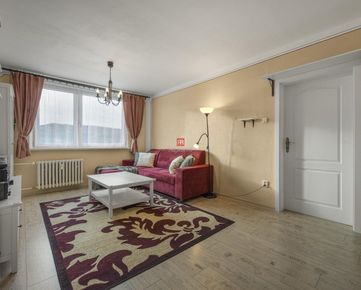 HERRYS - Na predaj kompletne zrekonštruovaný 3-izbový byt s krásnym výhľadom na dúbravské lesy