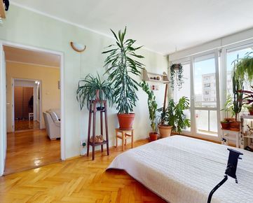 Slnečný 2 izbový byt s krásnym výhľadom v obľúbenej lokalite Ružinov - Štrkovec