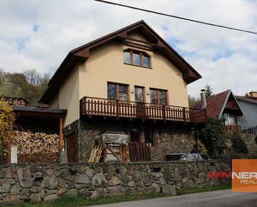 Predaj 4 izb. domu novost.190 m2 ,chatka 40 m2, pozemok 777 m2,Banská Bystrica
