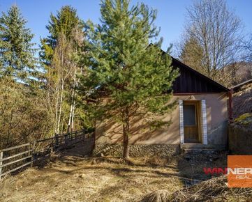 Exkluzívne na predaj chata v nádhernej časti Štiavnických vrchov v obci Hodruša -Hámre, len 12 kilometrov od Banskej Štiavnice