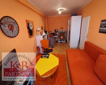 Ponúkame Vám na predaj 2- izbový byt v Trenčíne, na ulici Pod Sokolice.