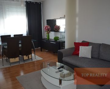 Priestranný 2-izbový byt s balkónom 69 m2, komplet zariadený v Seredi, ul. Novomestská 7/7 posch.