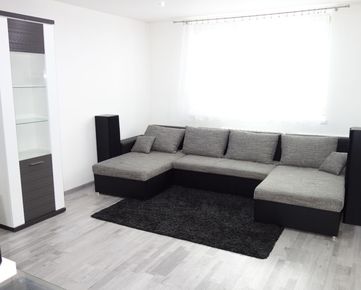 Veľmi pekný, zariadený 3 izbový byt v Trenčíne - Sihoť II