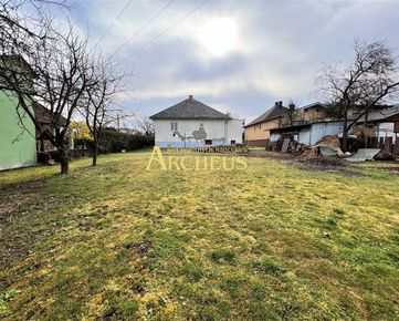 929 m2 pozemok s rodinným domom 10 min od centra Prešov