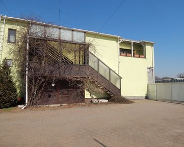 Na predaj budova s úžitkovou pl. 1238 m2,  Košice IV. - Juh, Jarmočná