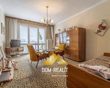 DOM-REALÍT ponúka veľký tehlový dvojizbový byt s parkovaním na Prievozskej ulici s garážou