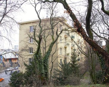 Predám 3 izbový byt na prestížnej Pražskej ul. v Bratislave
