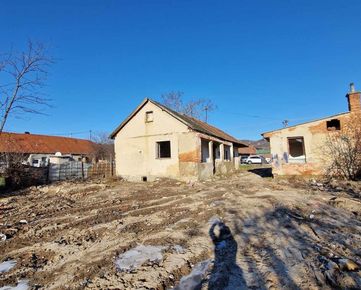 Predaj 685 m2 pozemok vhodný na podnikanie Nitra - Drážovce