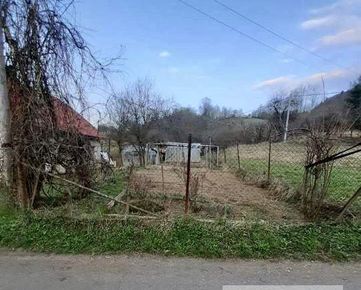 Predávame pozemok v tichej,podhorskej časti obce Lysá pod Makytou.