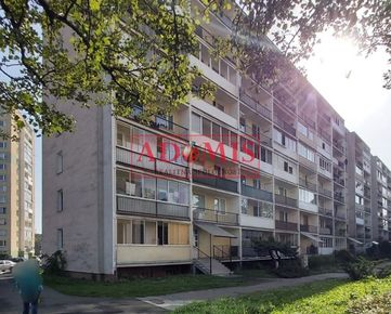 ADOMIS - predáme pekný 4izbový byt pražák, loggia, rekonštrukcia,TOP lokalita - len  5min od Auparku, Rosná ulica Košice