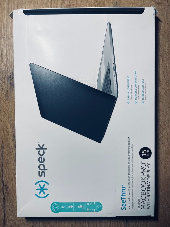 Speck SmartShell pre MacBook 15' (čierny)