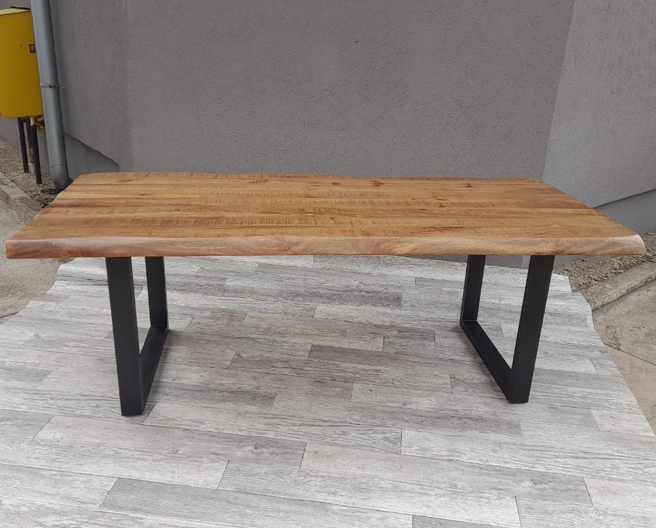 Stôl jedálenský – mango 220 cm.
