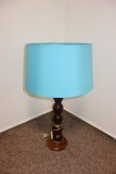  Nočná  lampa  modrá  drevená noha 66 cm 