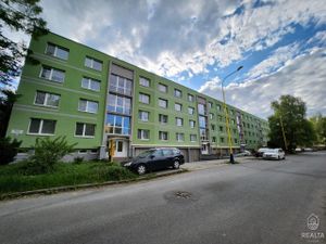 Veľký 4-izbový byt v dobrej lokalite mesta Prešov